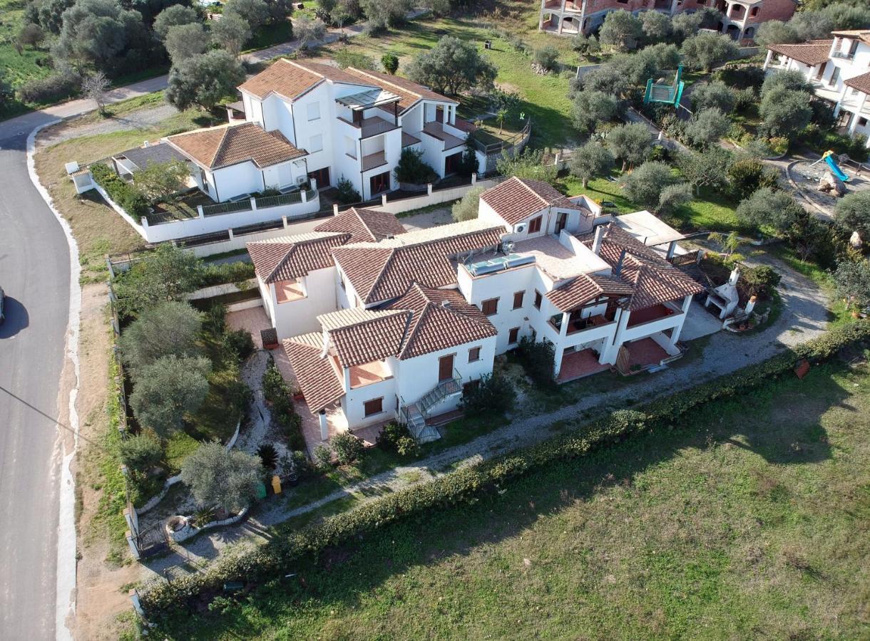 Appartamenti Torre Di Bari Bari Sardo Buitenkant foto